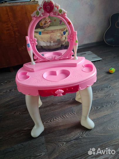Туалетный столик детский б/у