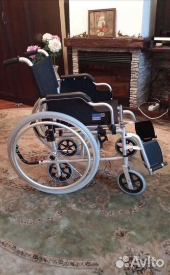 Коляска инвалидная
