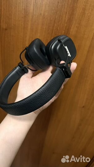 Беспроводные наушники marshall major 4