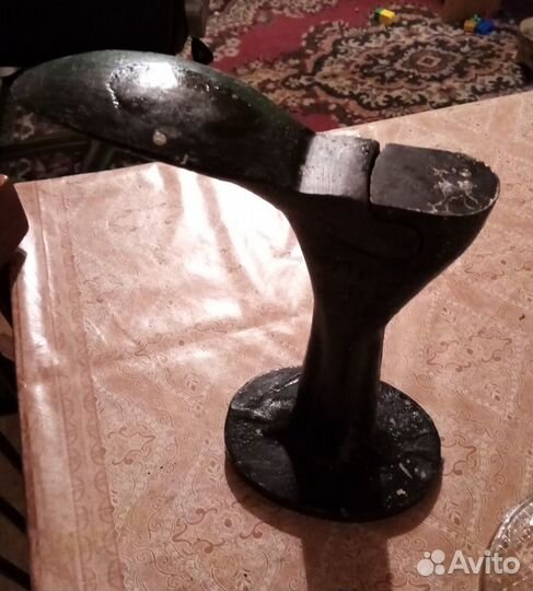 Инструмент сапожника, обувщика.Лапа