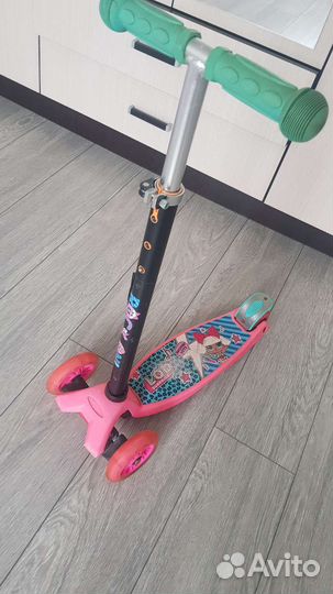 Самокат для девочки