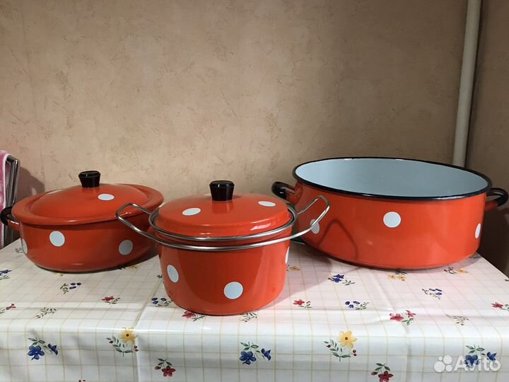 Набор кастрюль эмалированных СССР