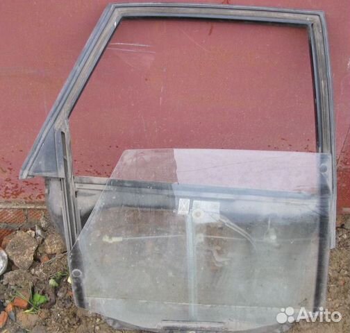 Стеклоподъемник задний прав. Audi 100 44кузов