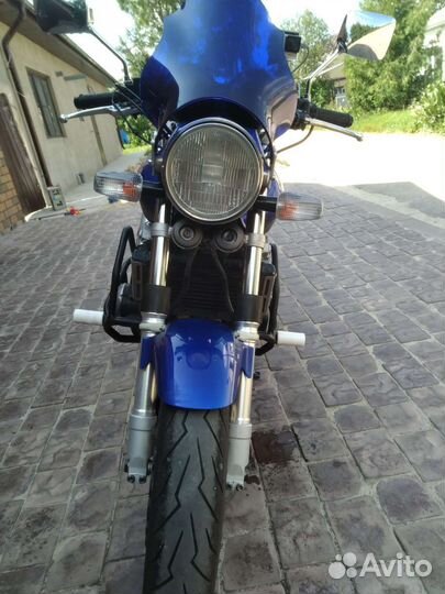 Honda CB 400 SF vtec 1
