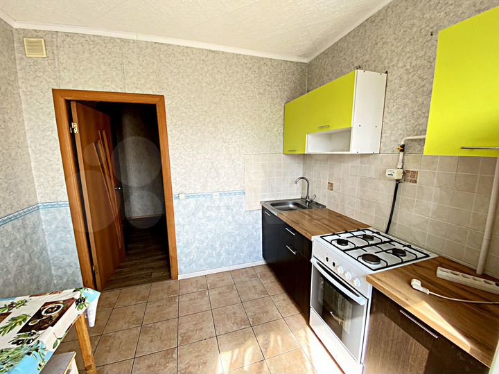 2-к. квартира, 55 м², 8/10 эт.