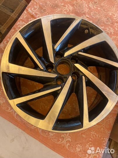 Диск Volkswagen Tiguan r 17