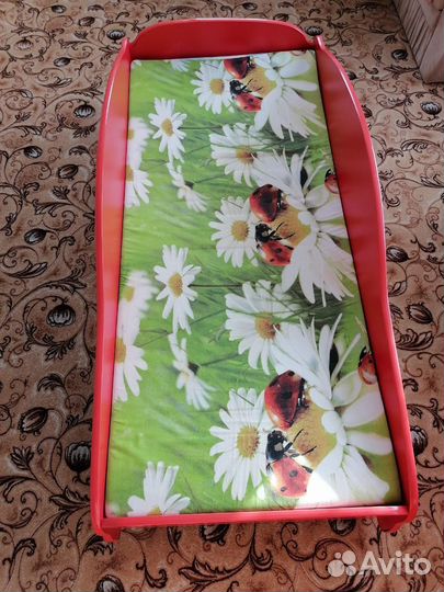 Продам детскую кровать с матрасом