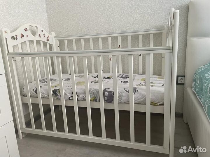Детская кроватка