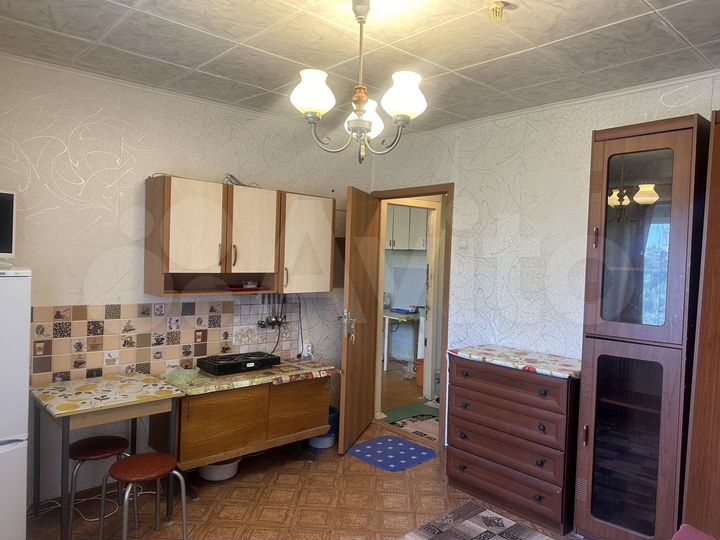 Комната 13 м² в 2-к., 8/9 эт.