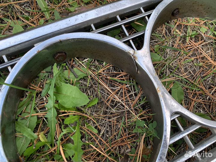 Решетка радиатора ваз 2103