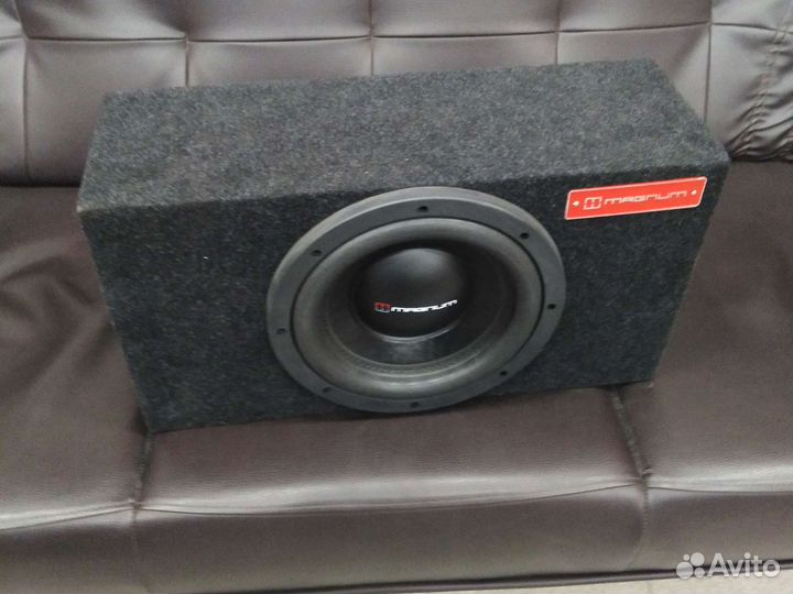 Сабвуфер Magnum MLW 102 v-box