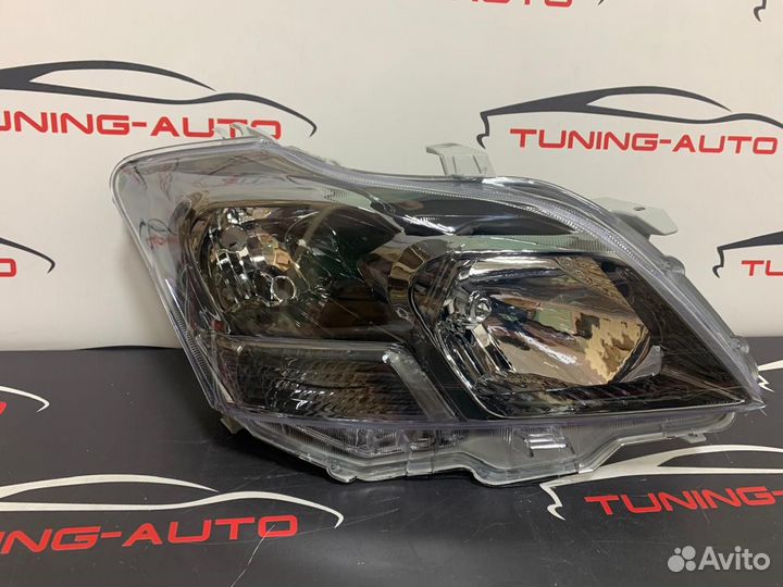 Фары RH+LH Toyota Premio (T260/265) 2007-2016 год. Комплект темные