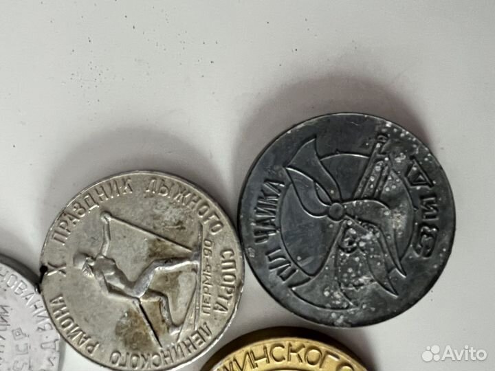 Значки и медали СССР