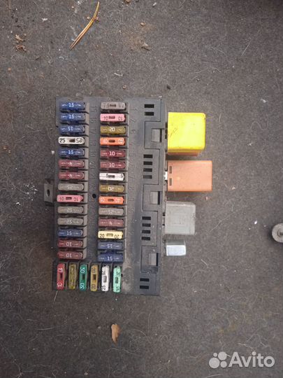 Блок предохранителей volkswagen pointer 1.0
