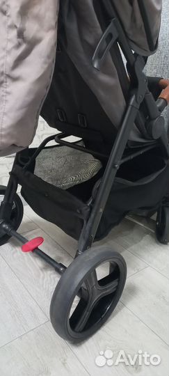 Прогулочная коляска трость