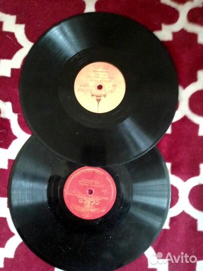 Пластинки виниловые