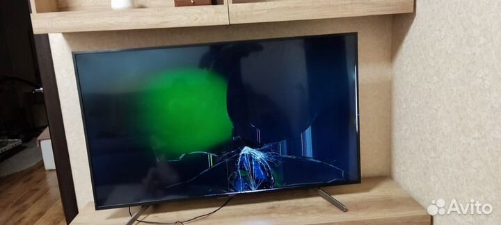 Телевизор на запчасти