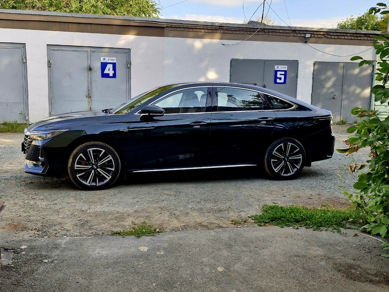 Chery Arrizo 8: фото владельца