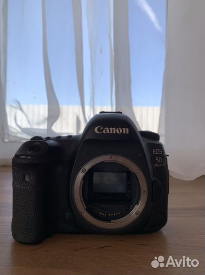 Зеркальный фотоаппарат canon 5d mark 4