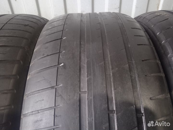 Michelin Pilot Sport 3 235/45 R18