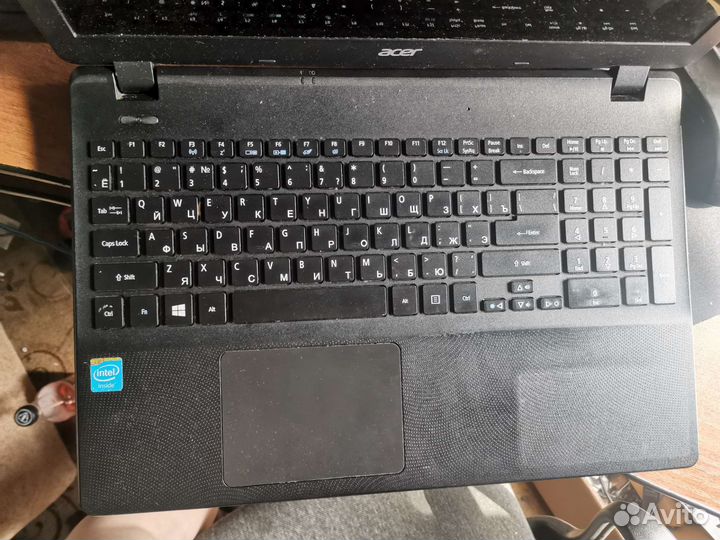 Acer es1-512