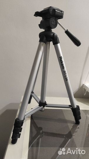 Штатив для фотоаппарата