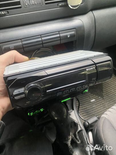 Авто магнитола sony