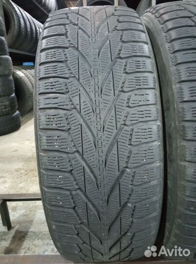 Nokian Tyres Hakkapeliitta R2 235/60 R18 98W
