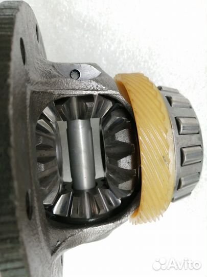 Дифференциал МКПП 4М40 Nissan Almera N16 1.5L, 1.6