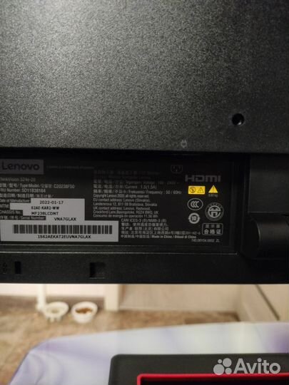 Монитор lenovo