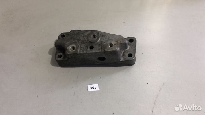 Кронштейн АКПП VW Passat B6 1K0199117