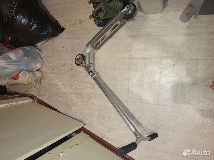 Трюковой самокат зефир lite парк