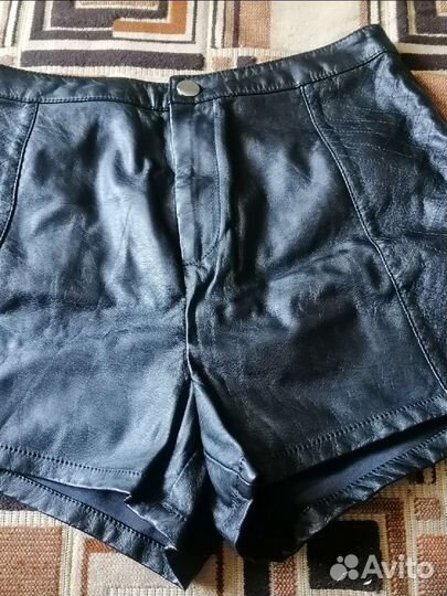 Кожаные шорты