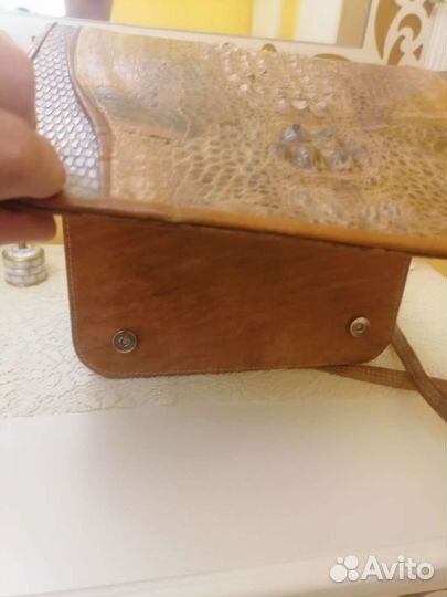 Сумка из кожи крокодила