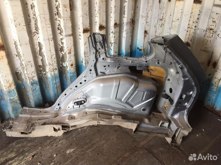 Четверть, задняя правая Porsche Cayenne 955