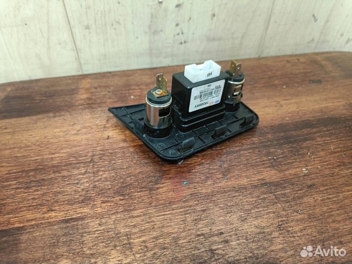 Блок прикуривателя Hyundai Solaris 1 рест aux usb