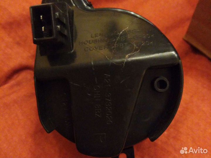 Фара противотуманная передняя правая и левая