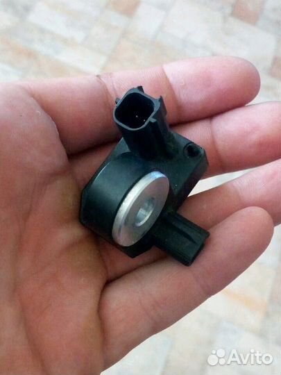 Датчик удара airbag на форд фиеста 2 (2008г.в.)