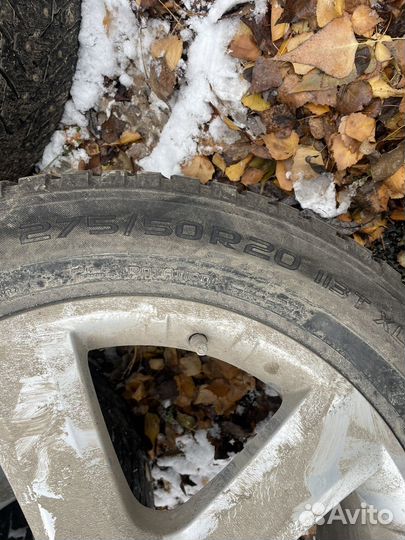 Nokian Tyres Hakkapeliitta 8 SUV 275/50 R20