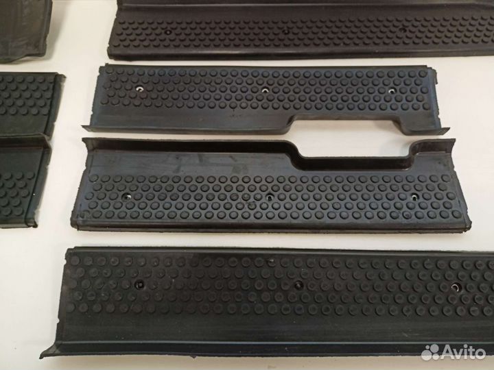 Накладки на пороги УАЗ Патриот