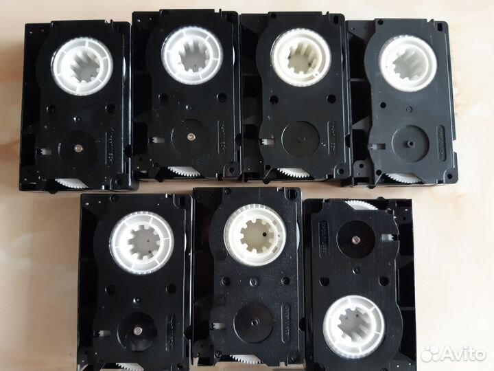 Кассеты Vhs -c.7 штук