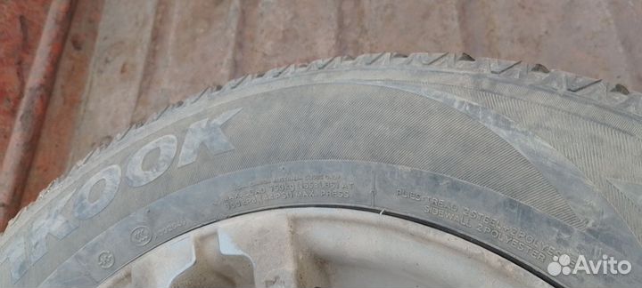 Hankook Winter I'Cept Evo 215/65 R16