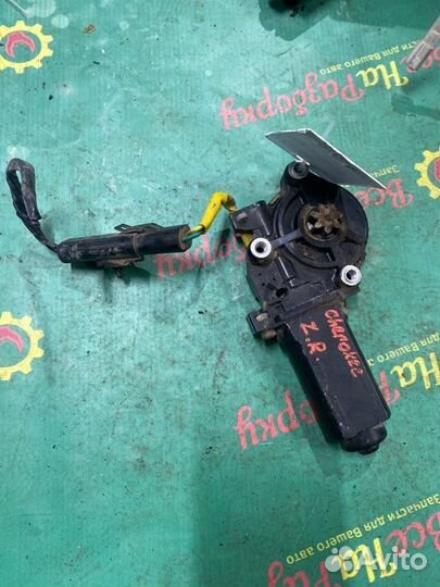 Моторчик стеклоподъемника задний правый Jeep Grand