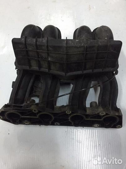 Коллектор впускной Mercedes Benz-Мерседес Бенц W2