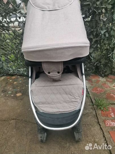 Прогулочная коляска carrello vista