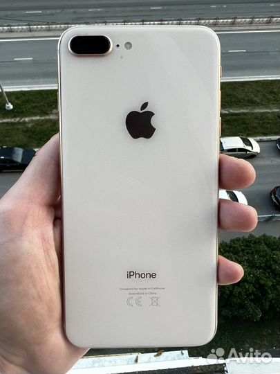 Телефон iPhone 8 plus