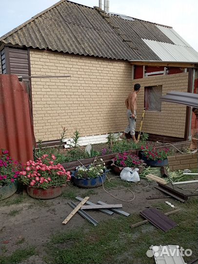 Бригада строителей