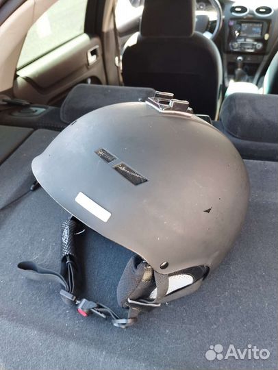 Горнолыжный шлем uvex