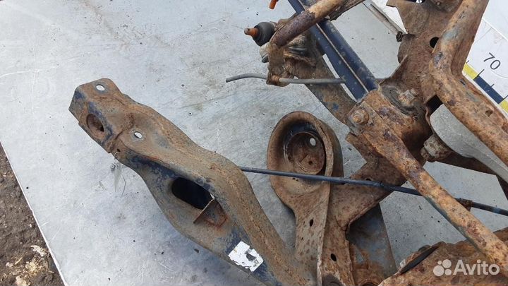 Мост задний Mitsubishi Montero/Pajero