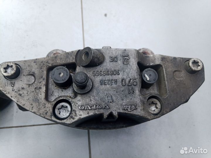 Суппорта тормозные передние Volvo XC90